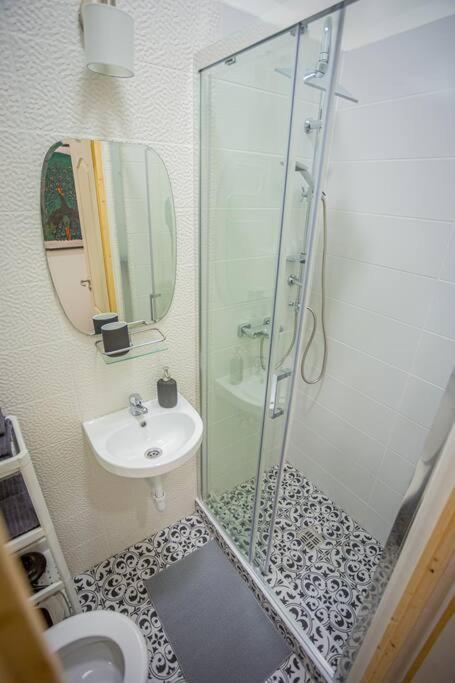 Cosy Flat In The Dob Street - Sapphire Lägenhet Budapest Exteriör bild